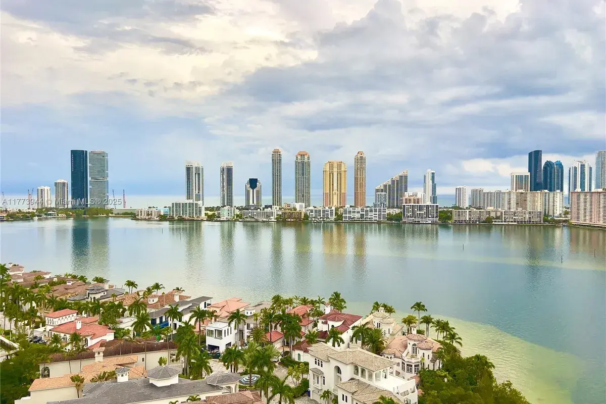 6000 Island Blvd # 2104, Aventura FL 33160