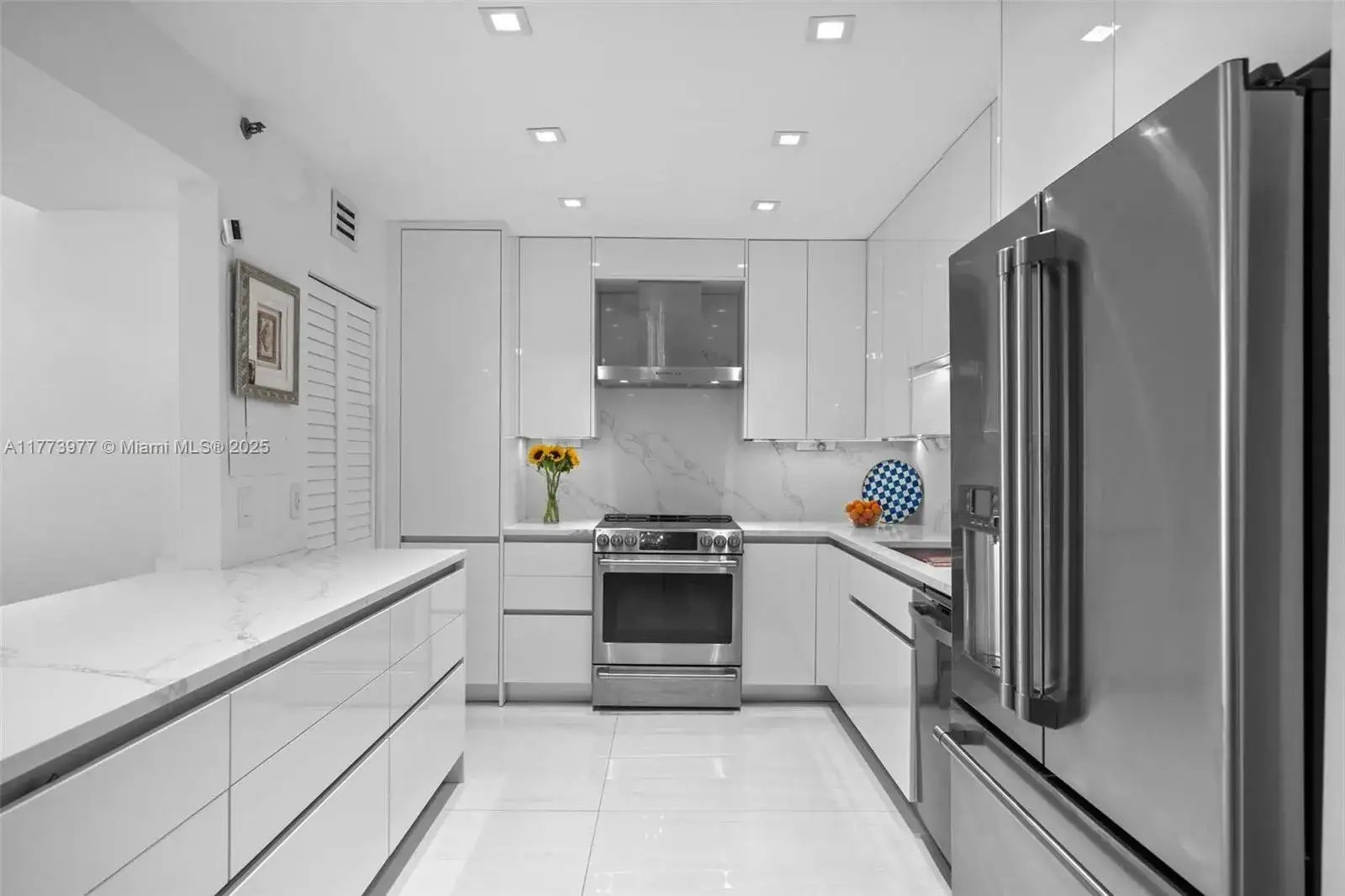 9455 Collins Ave # 703, Surfside FL 33154 photo 4