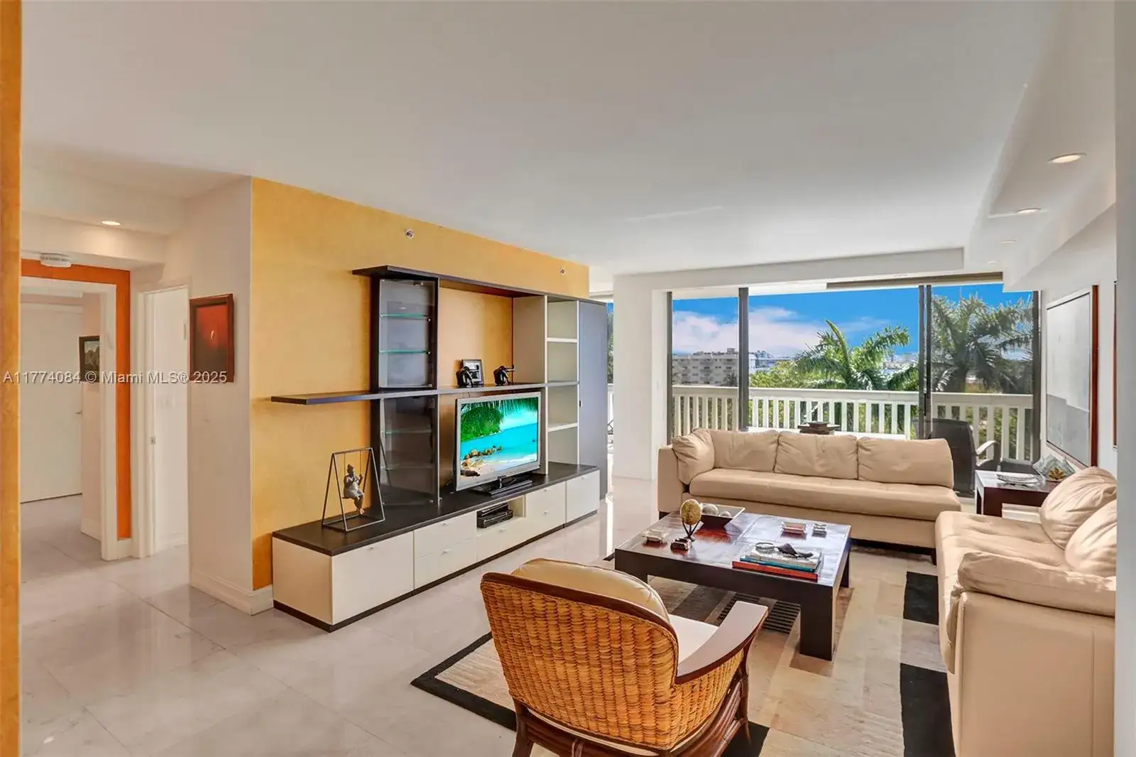 2000 Island Blvd # 503, Aventura FL 33160 photo 2