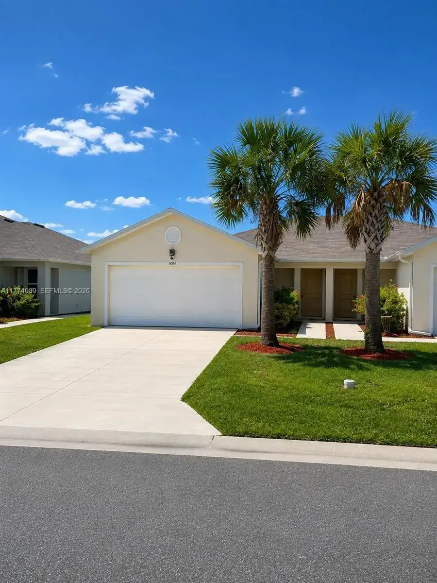 9084 Aegean Cir, Lehigh Acres FL 33936