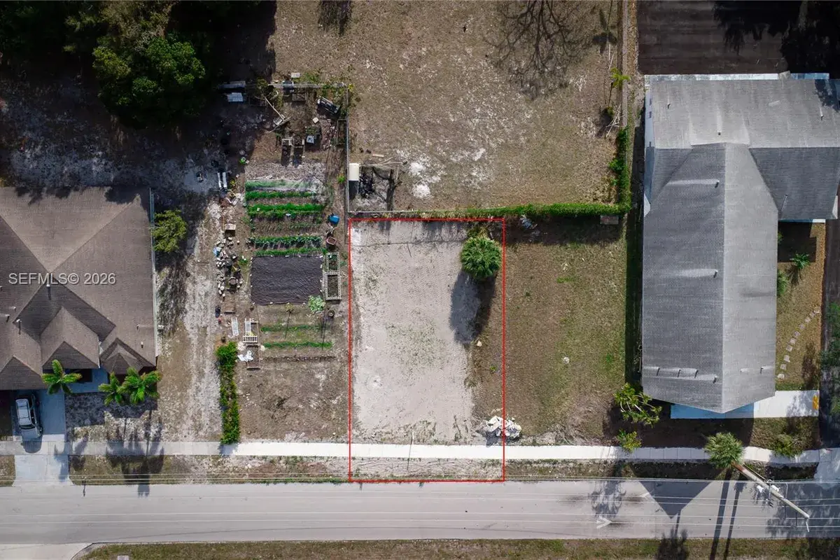 440 NW 1st Ter, Deerfield Beach FL 33441