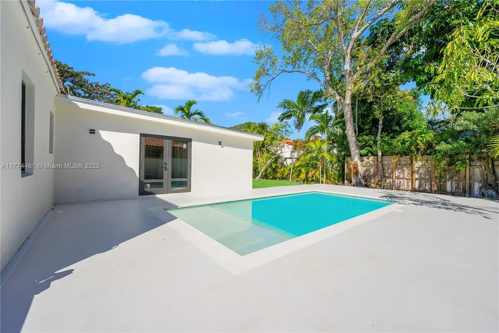 1277 SW 19th St # 1277, Miami FL 33145