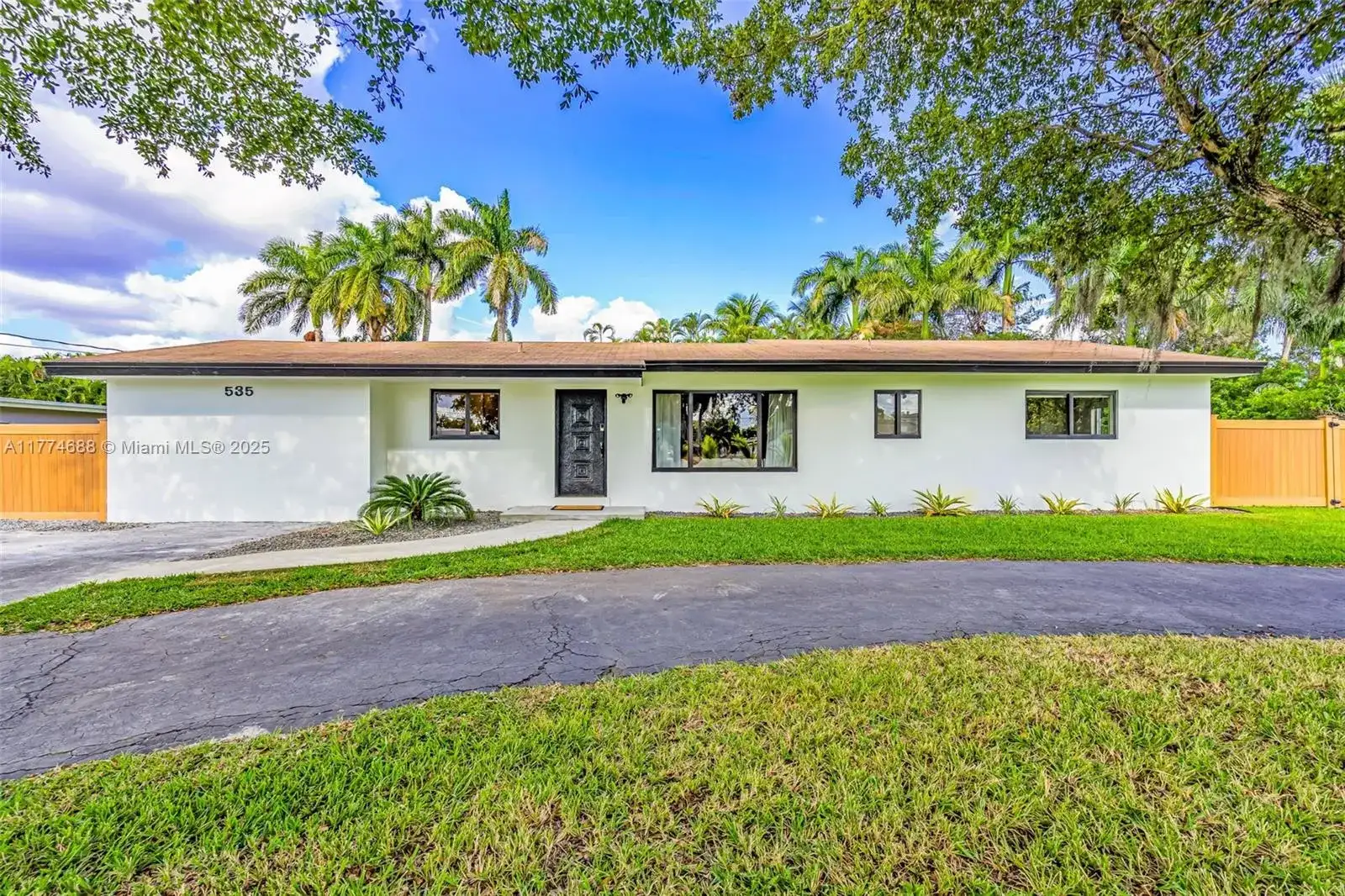 535 N Biscayne River Dr # 1, Miami FL 33169 photo 4
