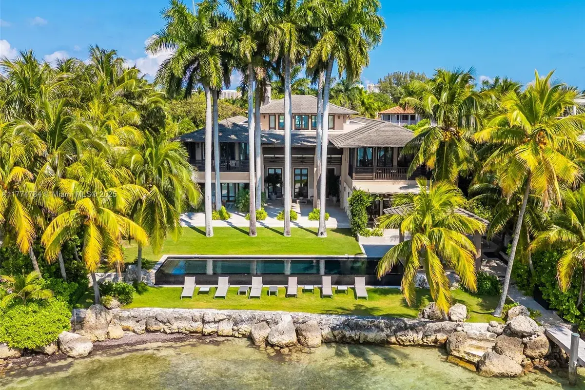 9 Harbor Pt, Key Biscayne FL 33149