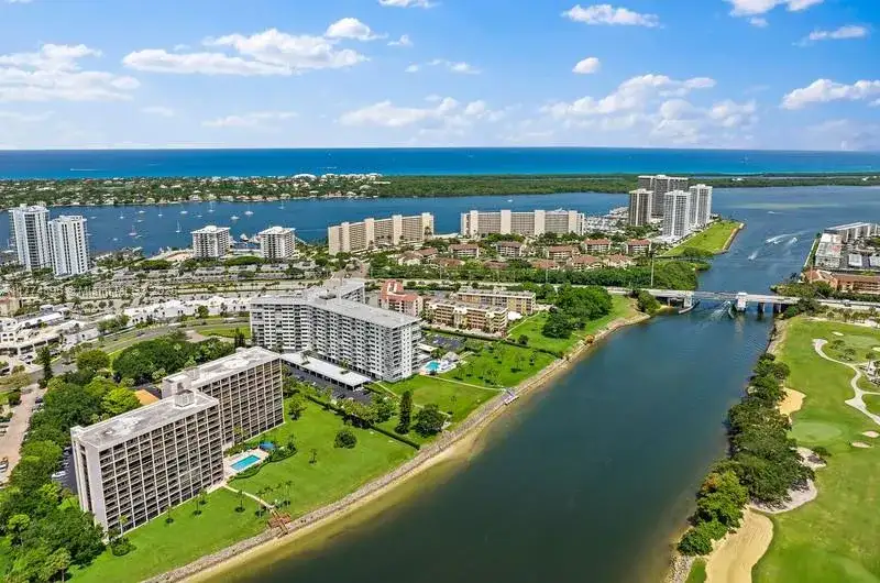 336 Golfview Rd # 311, North Palm Beach FL 33408 photo 4