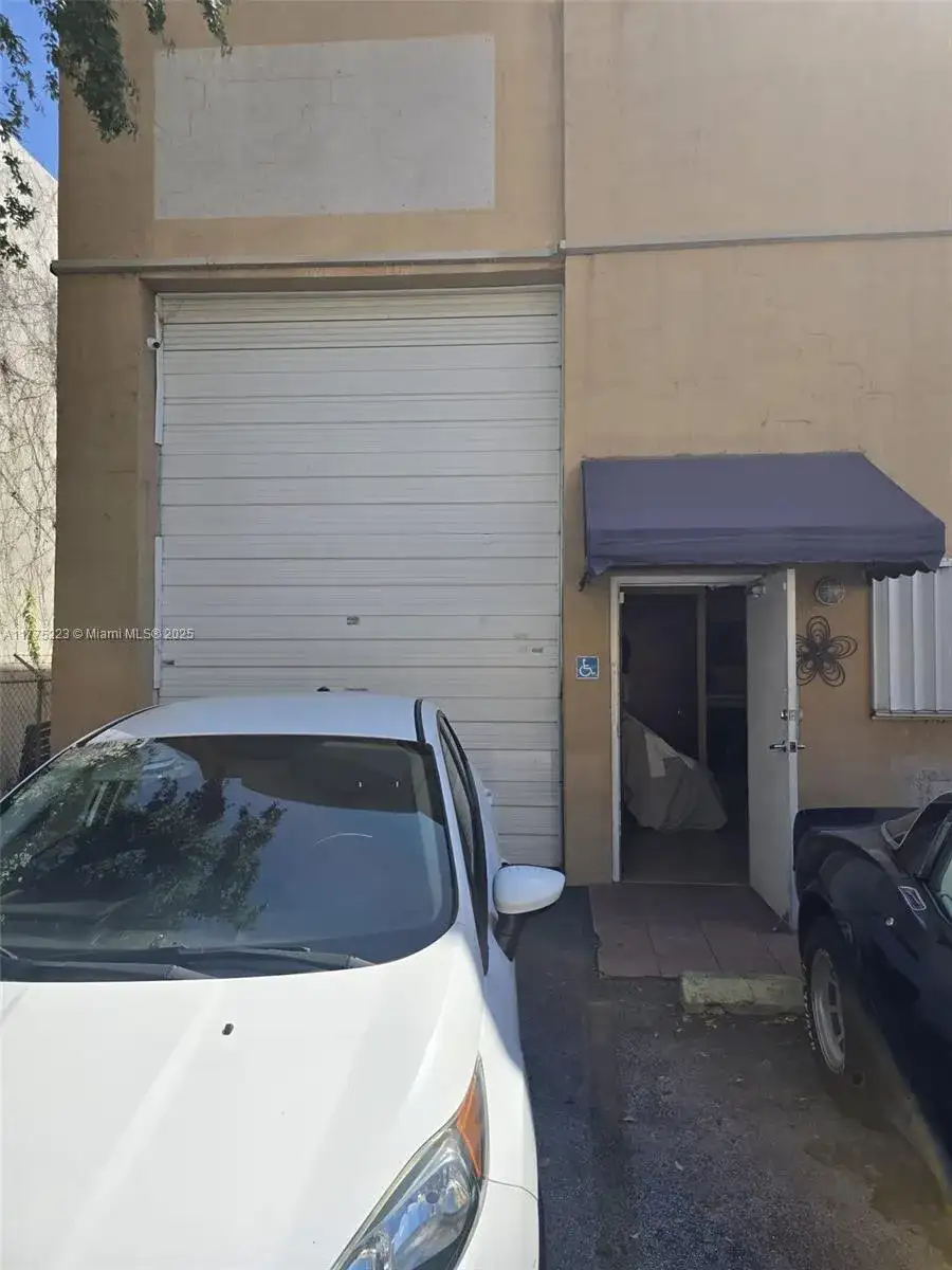 45 W 37th St, Hialeah FL 33012 photo 4