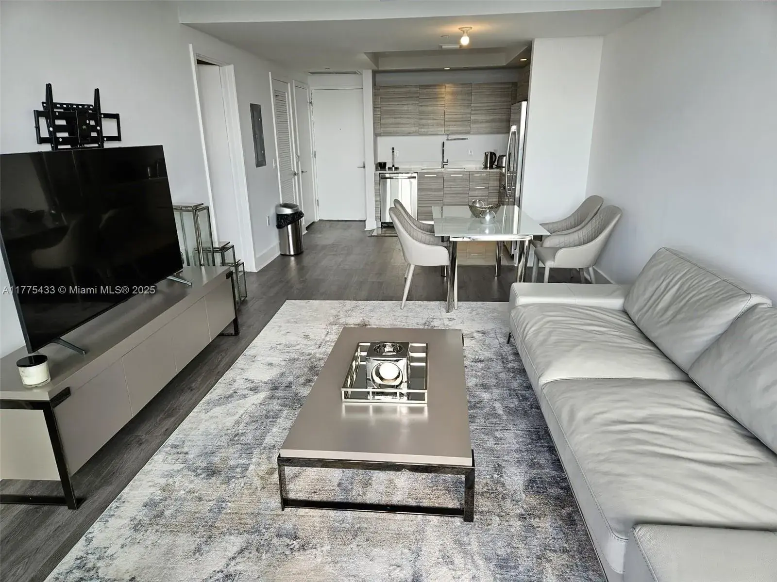 121 NE 34 ST # 2511, Miami FL 33137