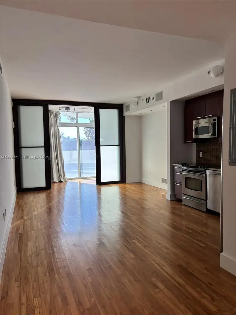 2001 Meridian Ave # 309, Miami Beach FL 33139 photo 5