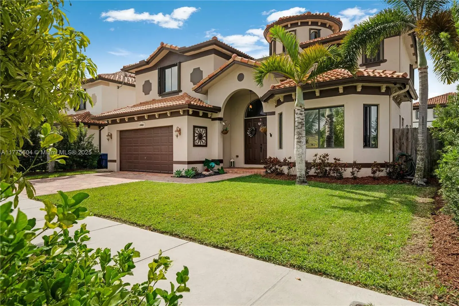 14480 SW 22nd St, Miami FL 33175