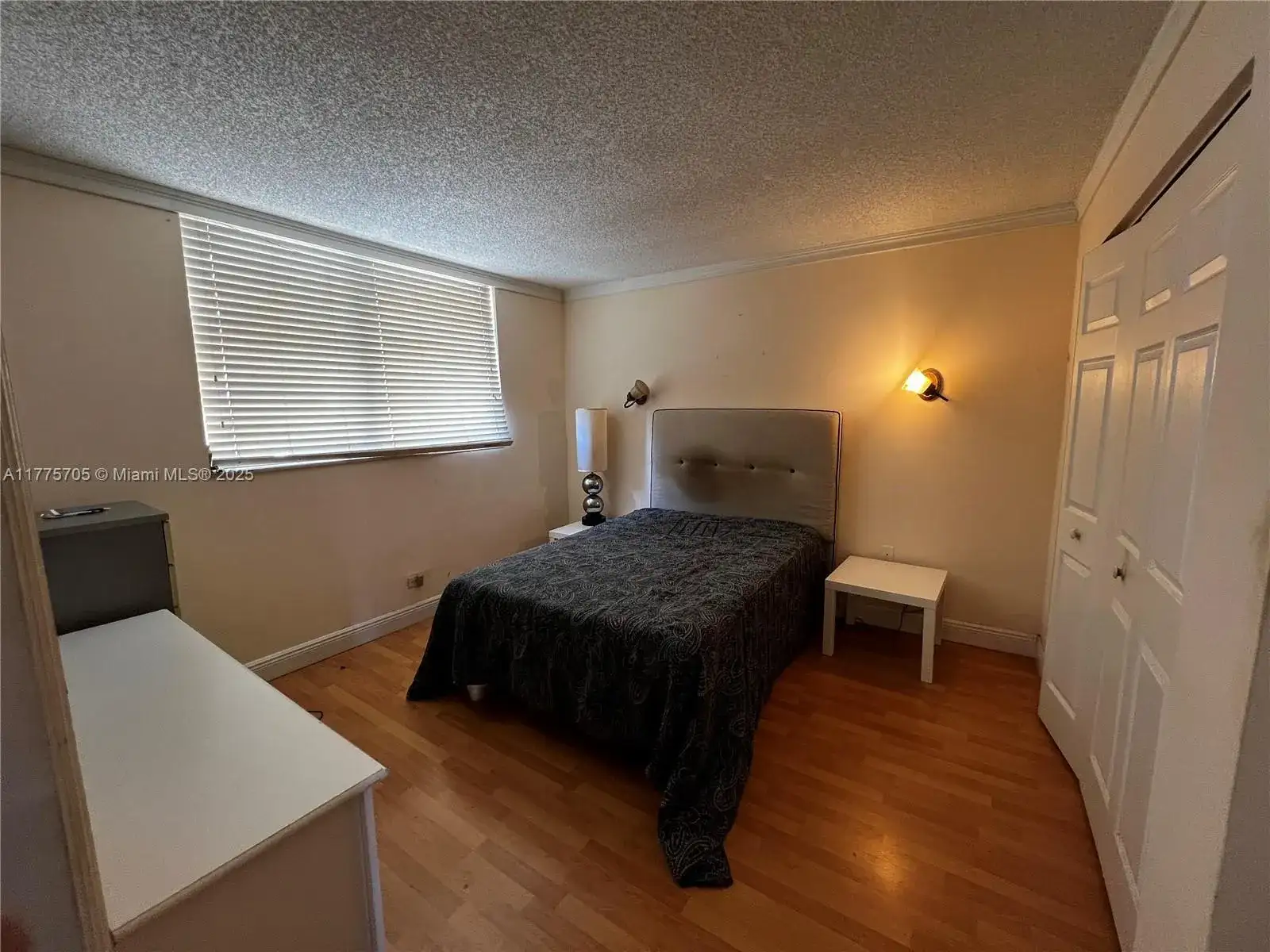447 NE 195th St # 309, Miami FL 33179 photo 2