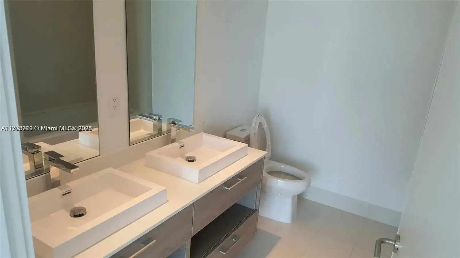 1300 S Miami Ave # 4411, Miami FL 33130 photo 5