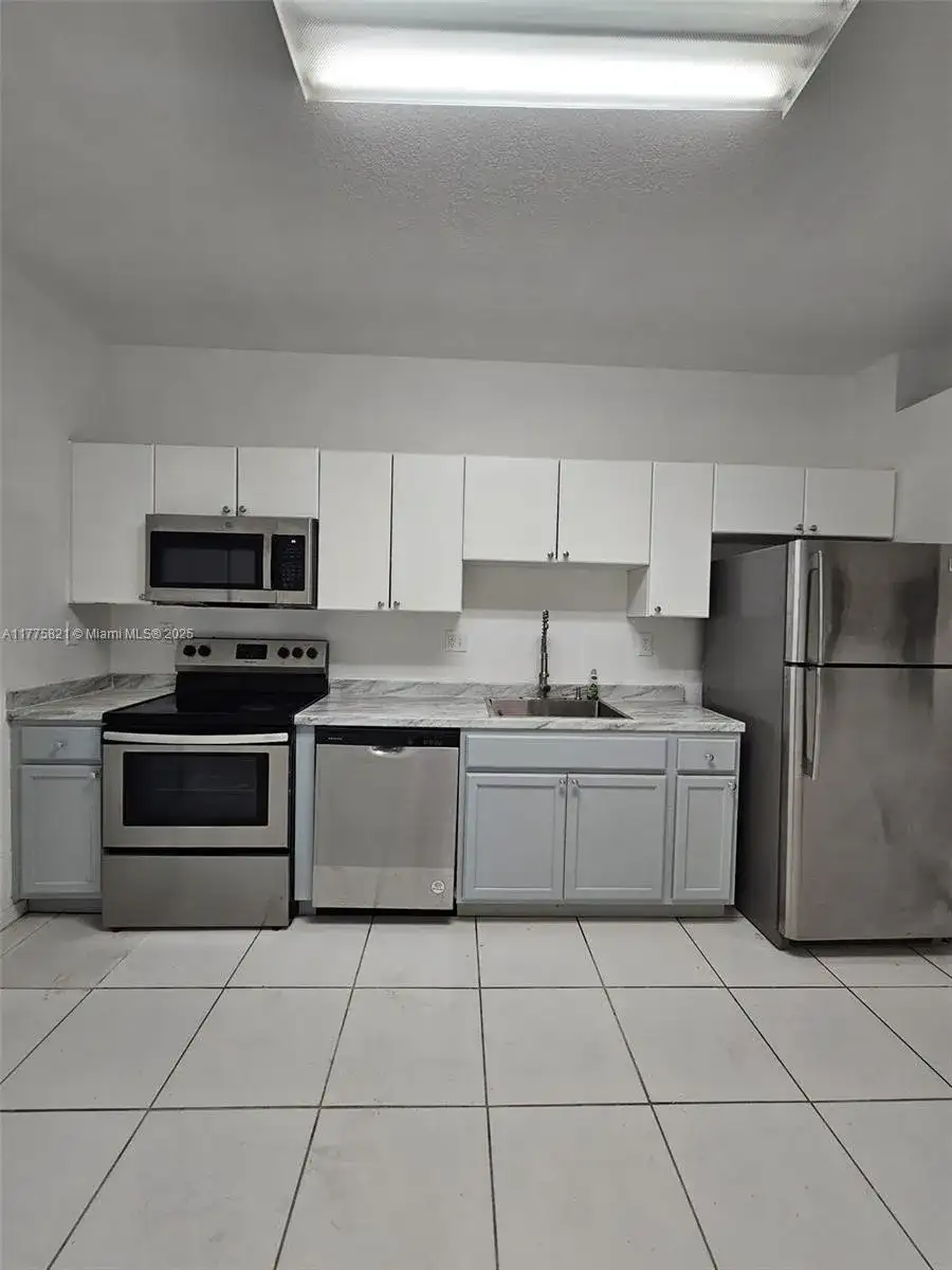 6900 NW 179th St # 1, Hialeah FL 33015 photo 3