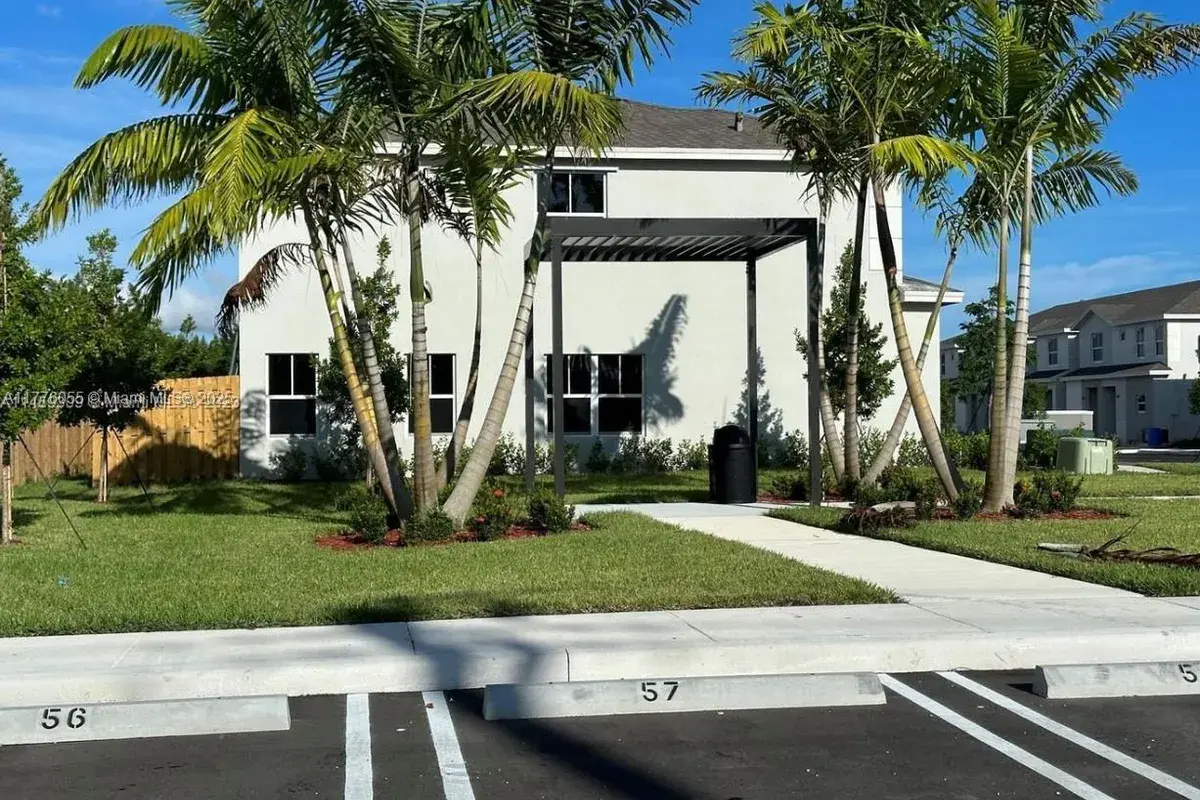 305 NE 1st Dr # 305, Florida City FL 33034
