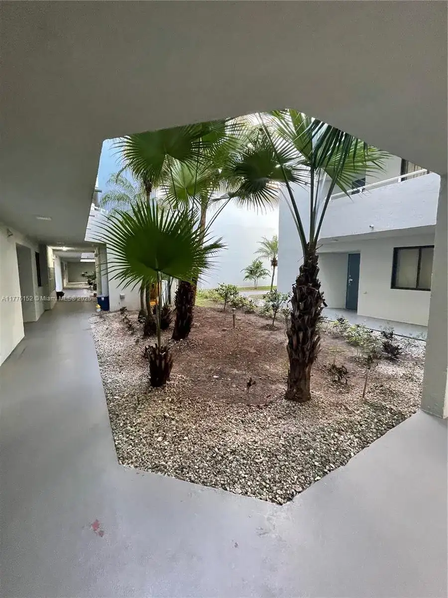 8335 SW 152nd Ave # 106, Miami FL 33193 photo 4