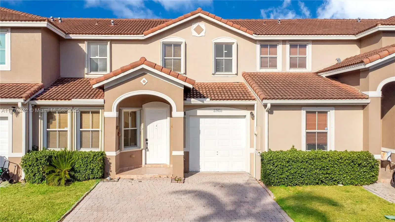 27433 SW 137th Ct # 27433, Homestead FL 33032
