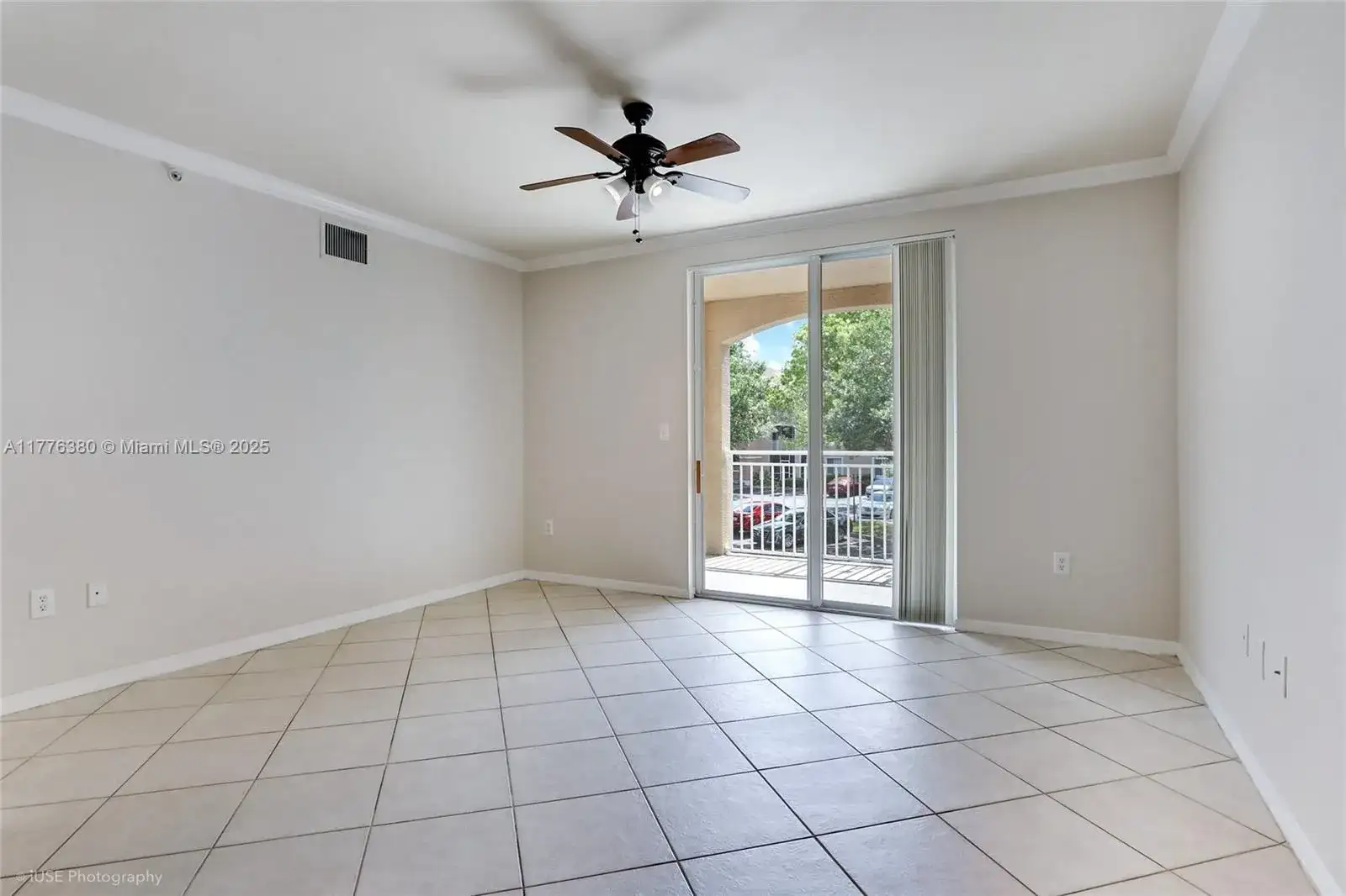 6434 Emerald Dunes Dr # 202, West Palm Beach FL 33411 photo 2