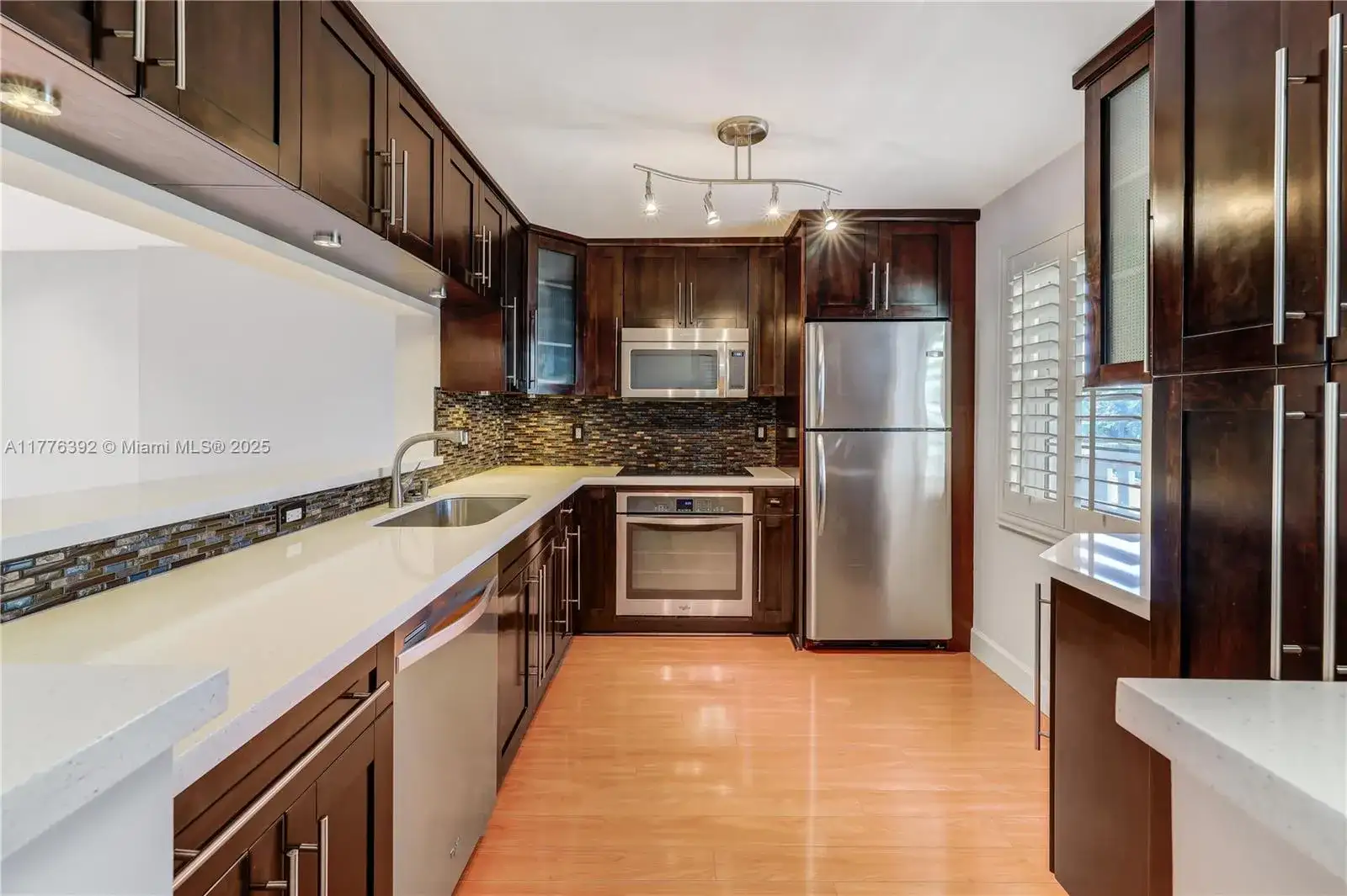 431 SE 3rd St # 201, Dania Beach FL 33004 photo 3