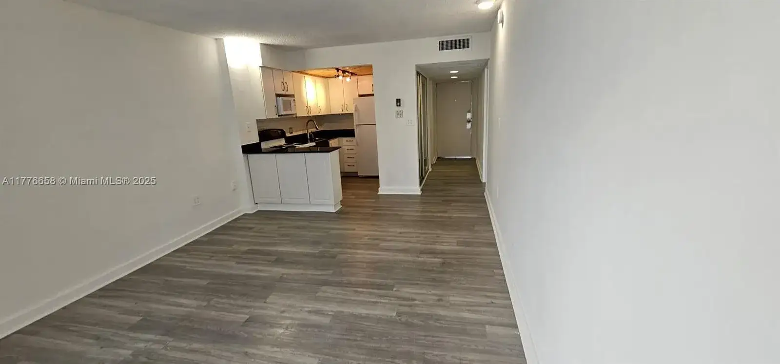 1650 NE 115th St # 203, Miami FL 33181 photo 4