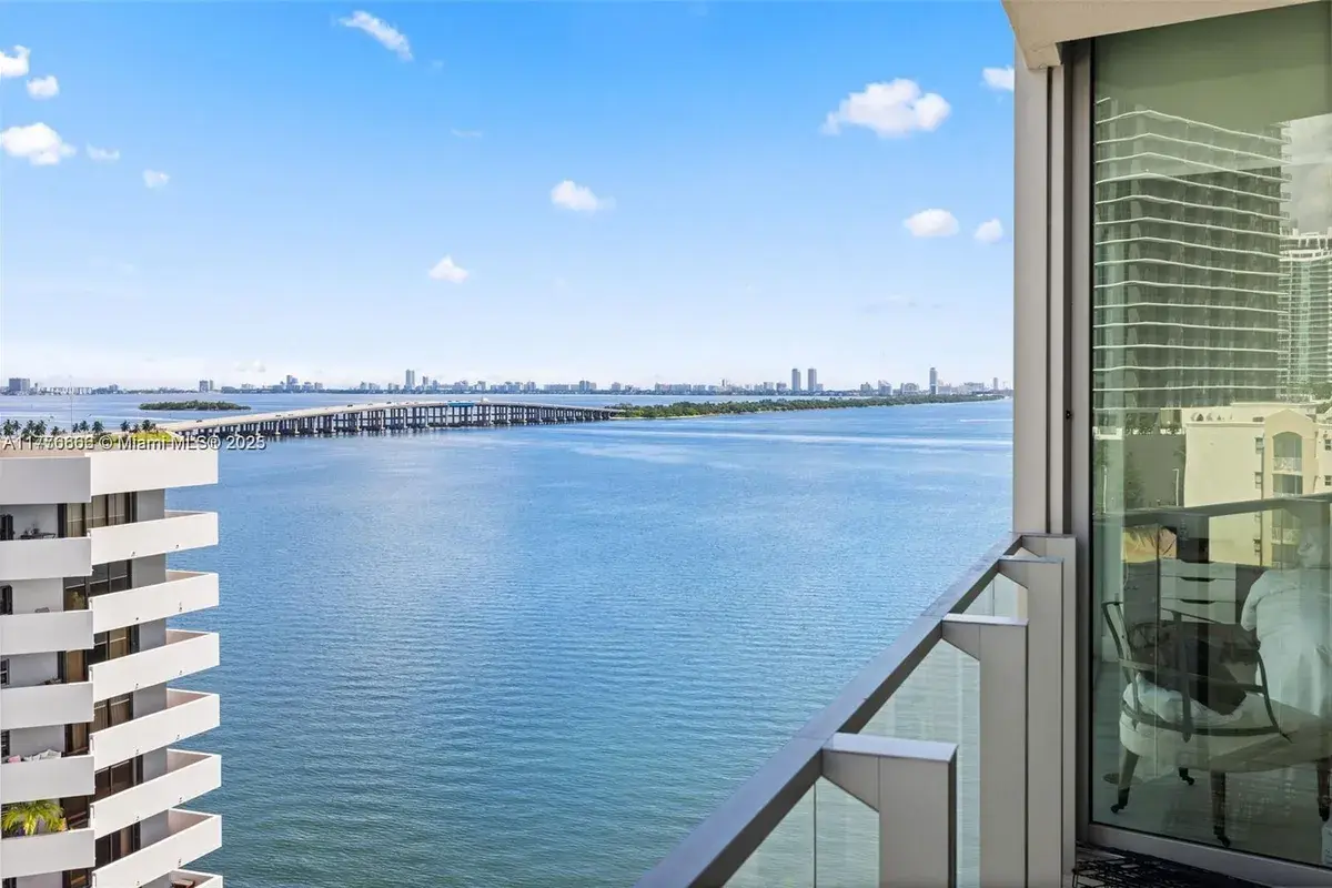 2900 NE 7th Ave # 901, Miami FL 33137