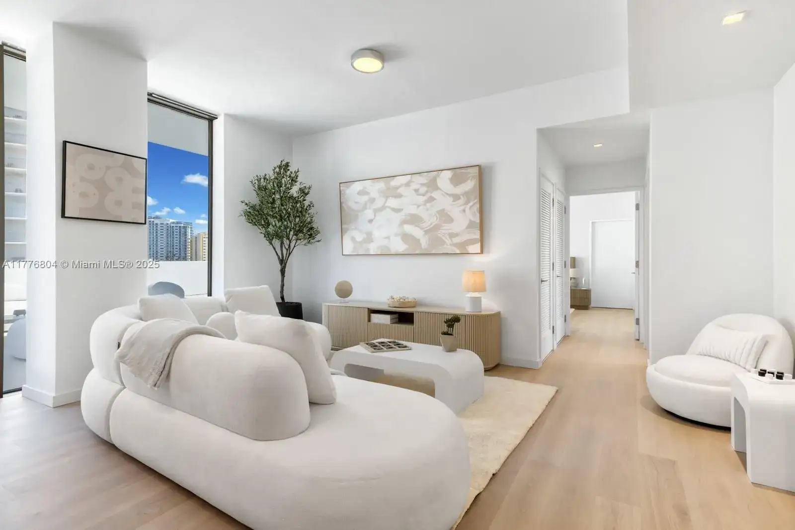340 W 42nd St # 601, Miami Beach FL 33140 photo 5