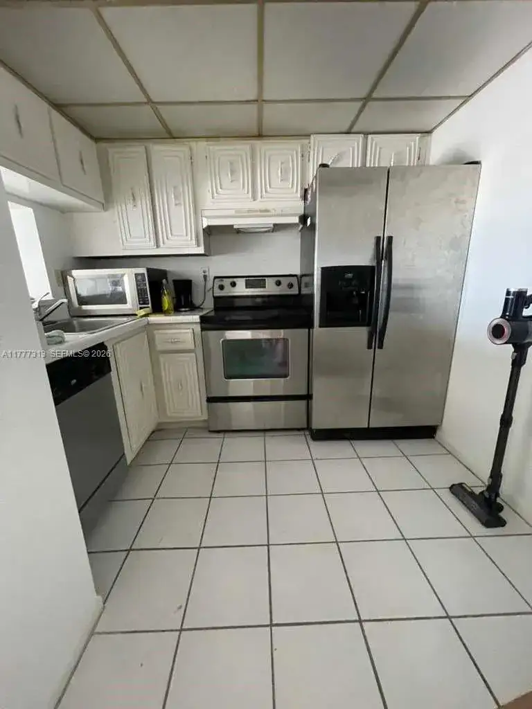 496 NW 165th St Rd # 611, Miami FL 33169 photo 4