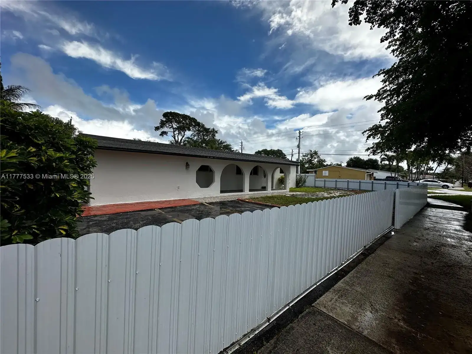 1805 NW 175th St, Miami Gardens FL 33056 photo 3