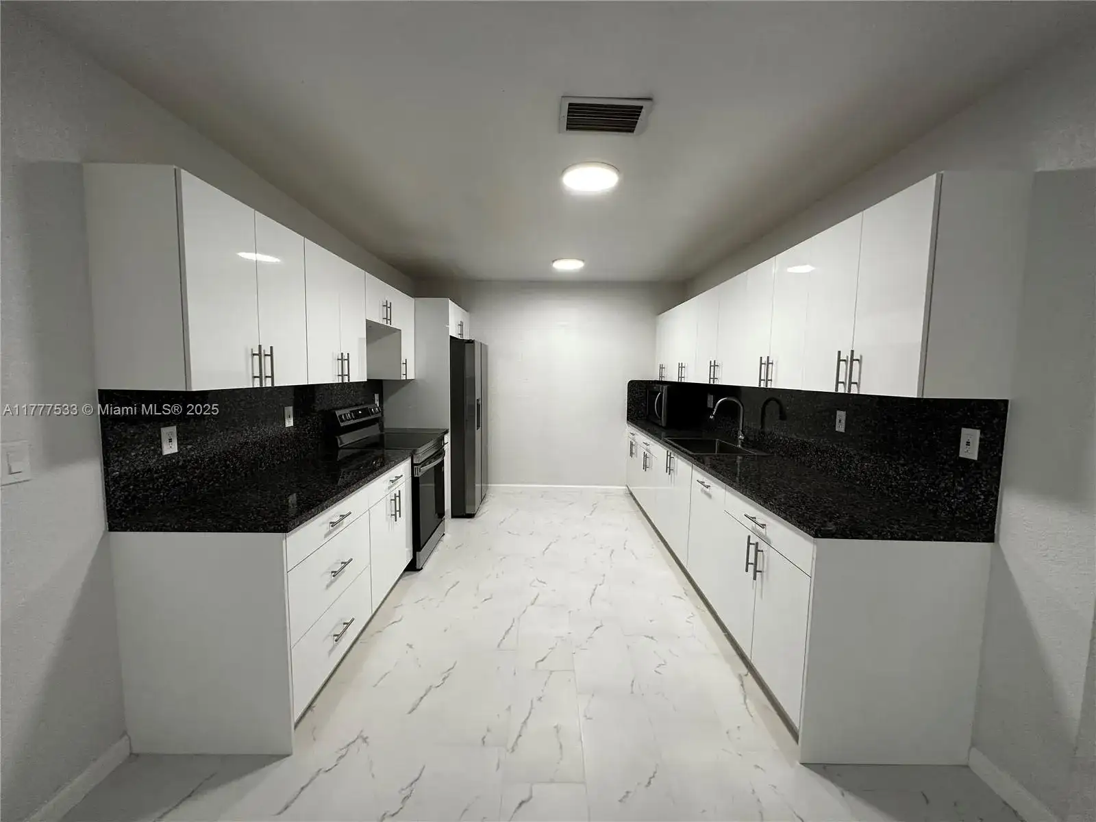 1805 NW 175th St, Miami Gardens FL 33056 photo 4