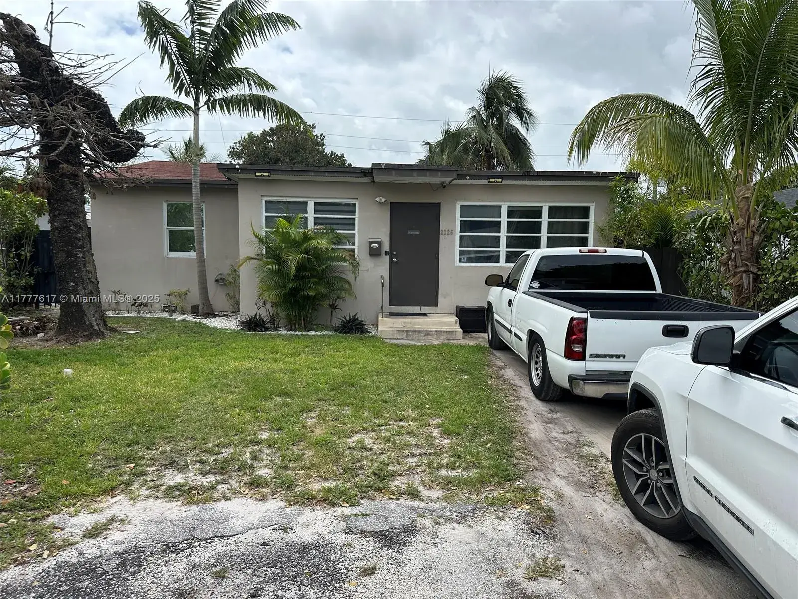 3 bedroom 2 bath Residential for sale at 2326 Harding St, Hollywood FL 33020