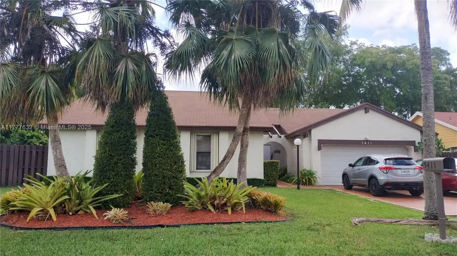 5411 SW 147th Ct, Miami FL 33185
