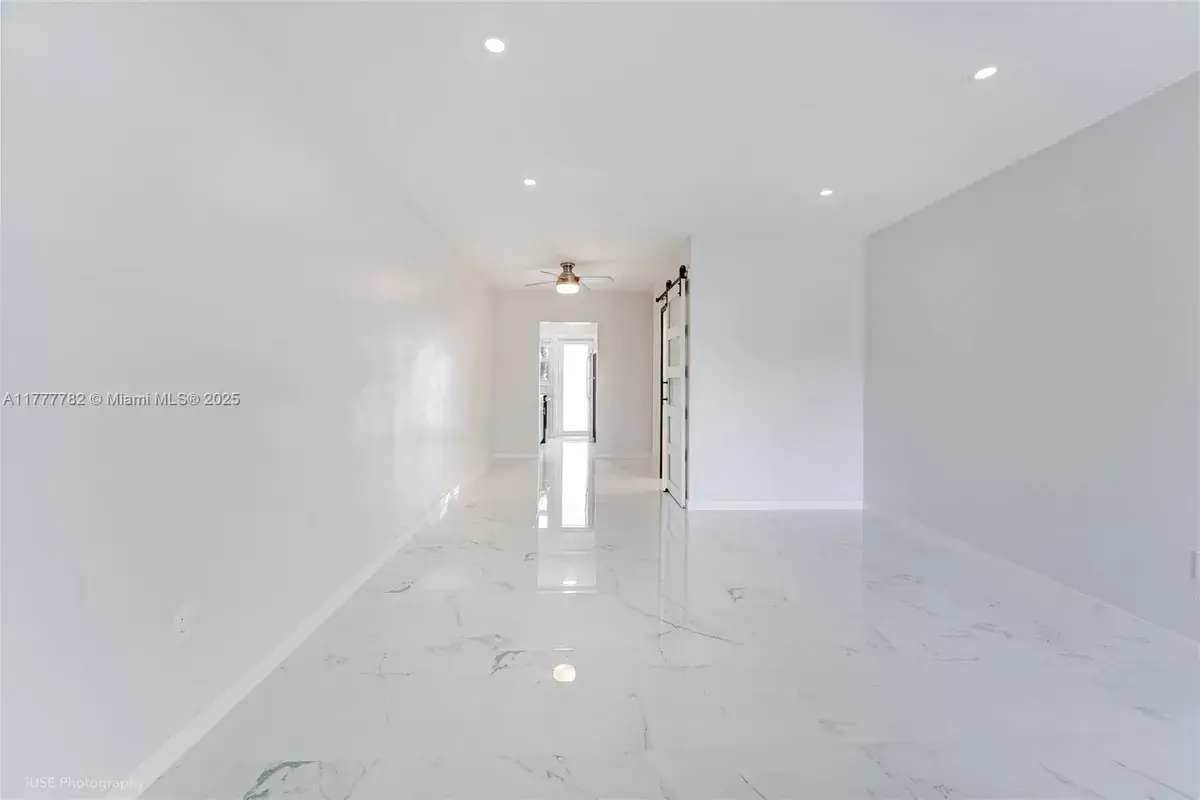 641 Espanola Way # 35, Miami Beach FL 33139
