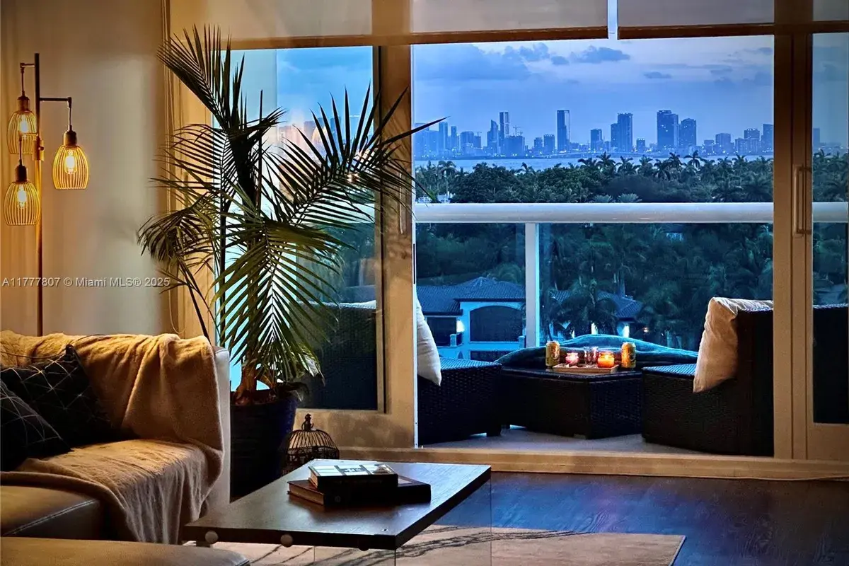 6770 Indian Creek Dr # 9G, Miami Beach FL 33141