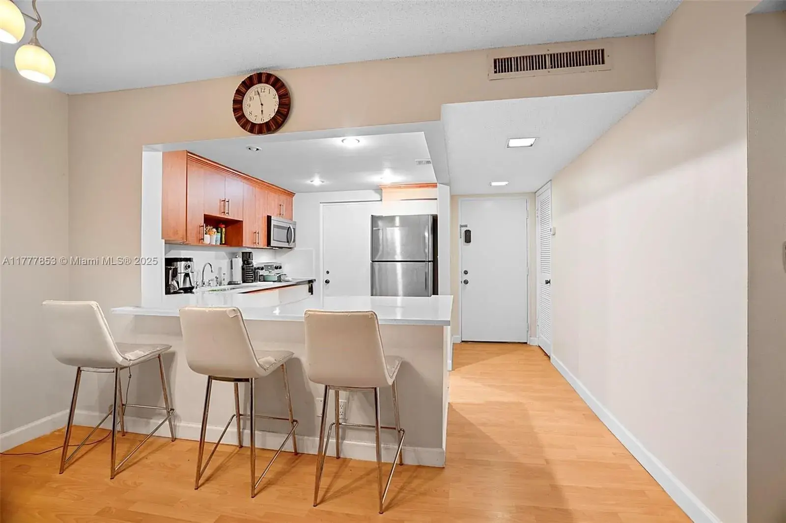 2313 S Cypress Bend Dr # 222B, Pompano Beach FL 33069
