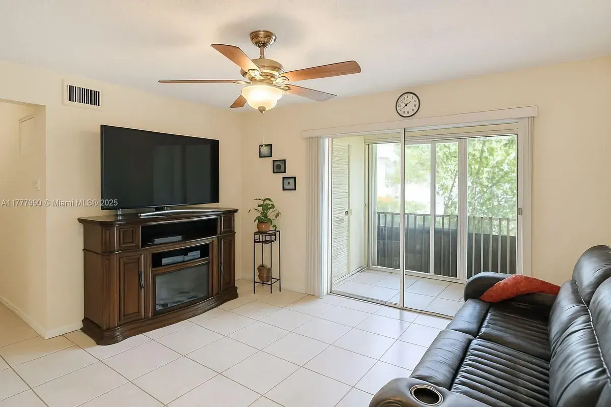 485 NW 210th St # 104, Miami Gardens FL 33169