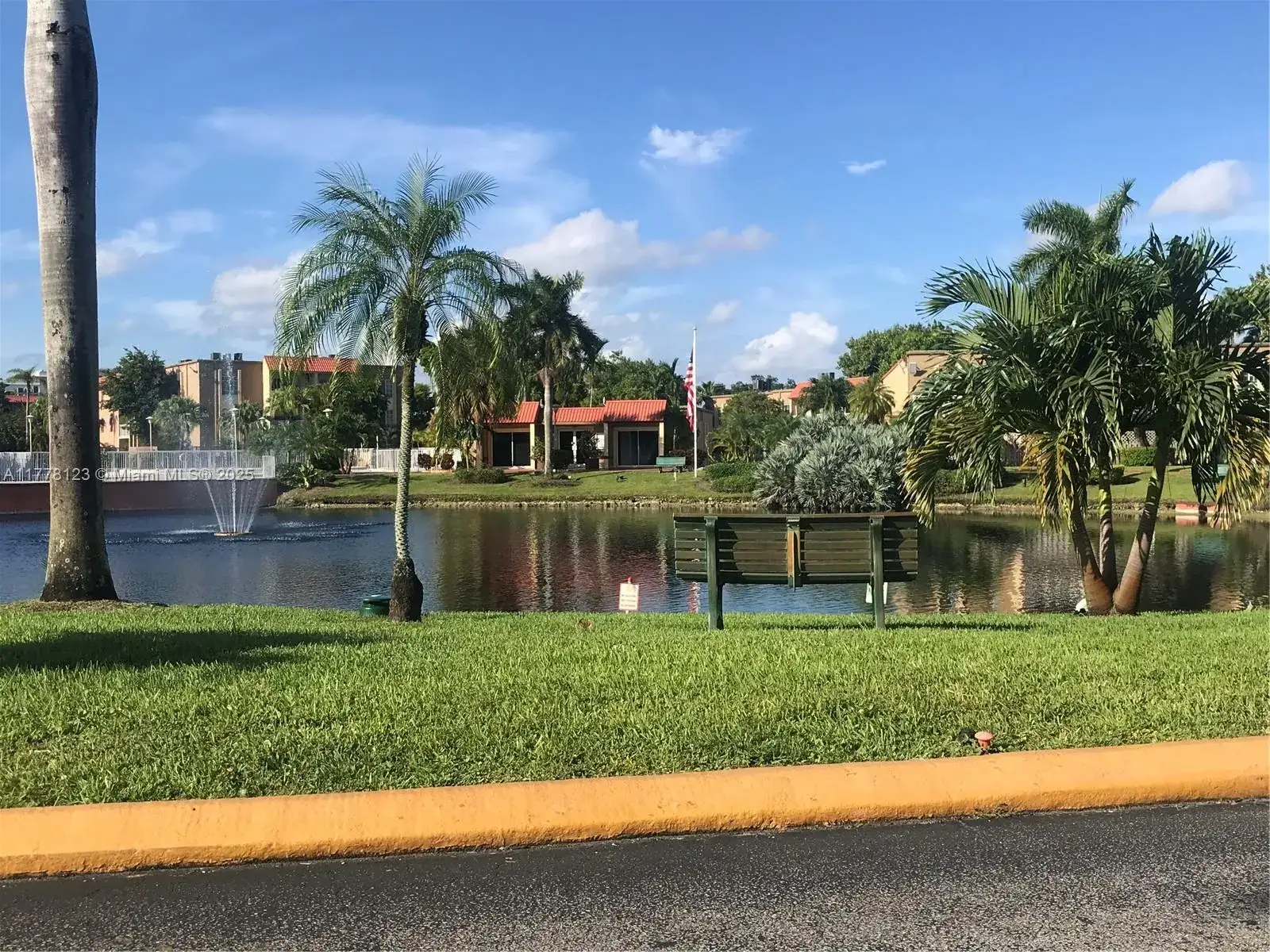 5112 NW 79 AVE # 201, Doral FL 33166 photo 2