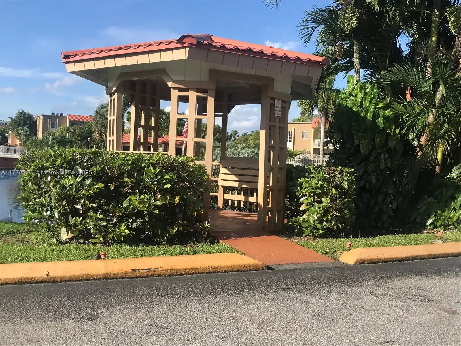 5112 NW 79 AVE # 201, Doral FL 33166 photo 4