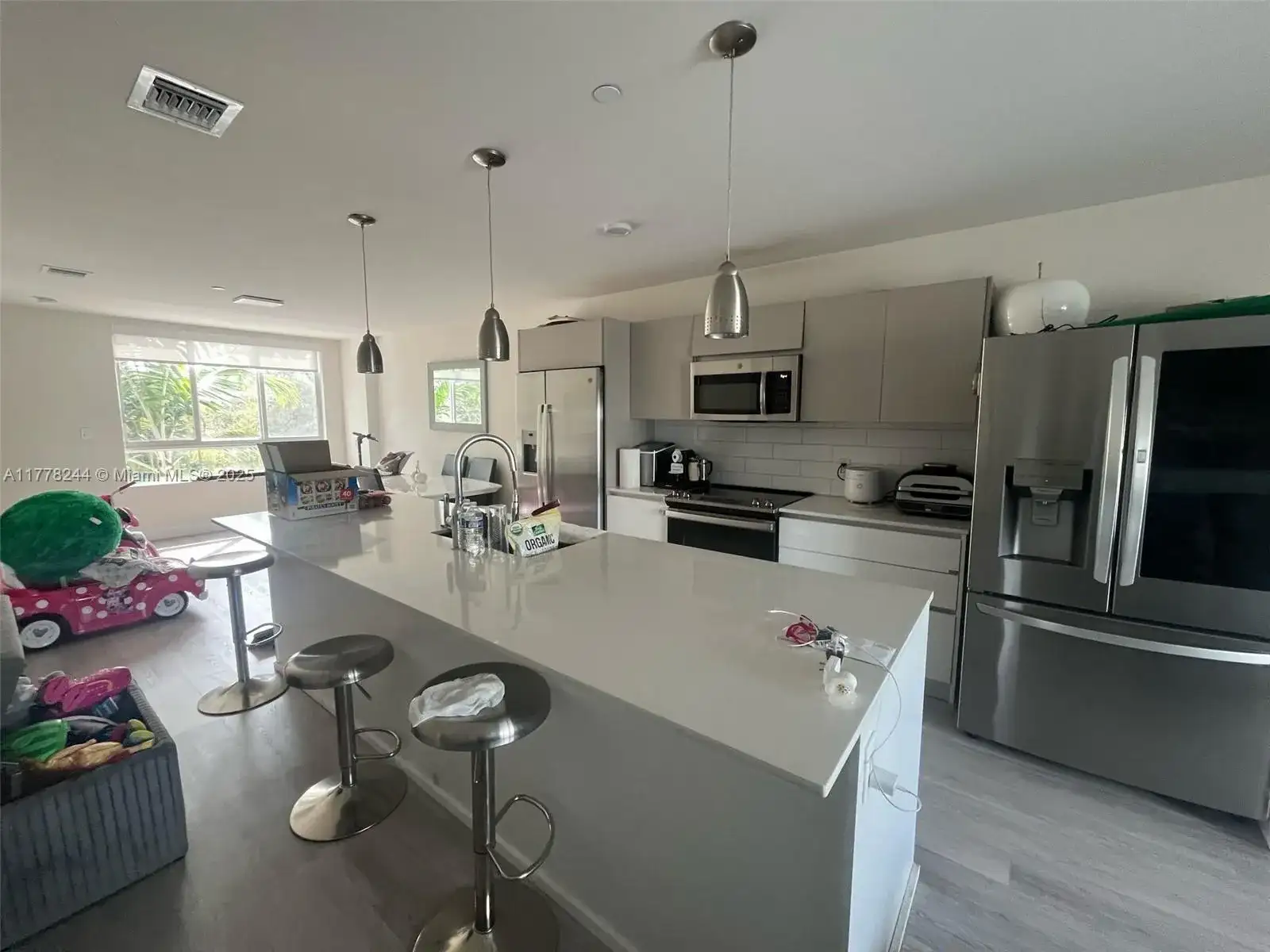 2505 NE 193rd St # 4213, Miami FL 33180 photo 2