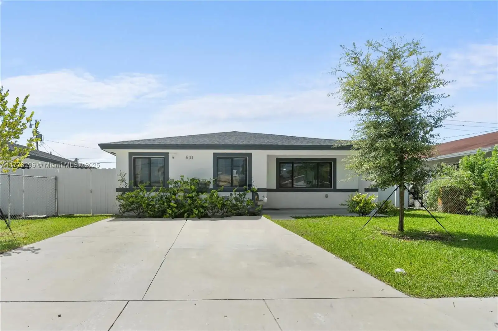 531 NW 15 St, Florida City FL 33034 photo 2