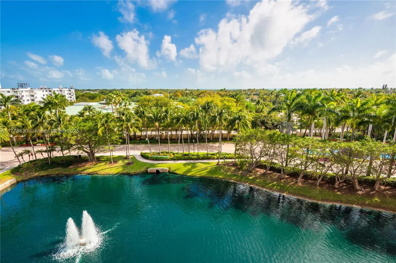 747 Crandon Blvd, Key Biscayne FL 33149