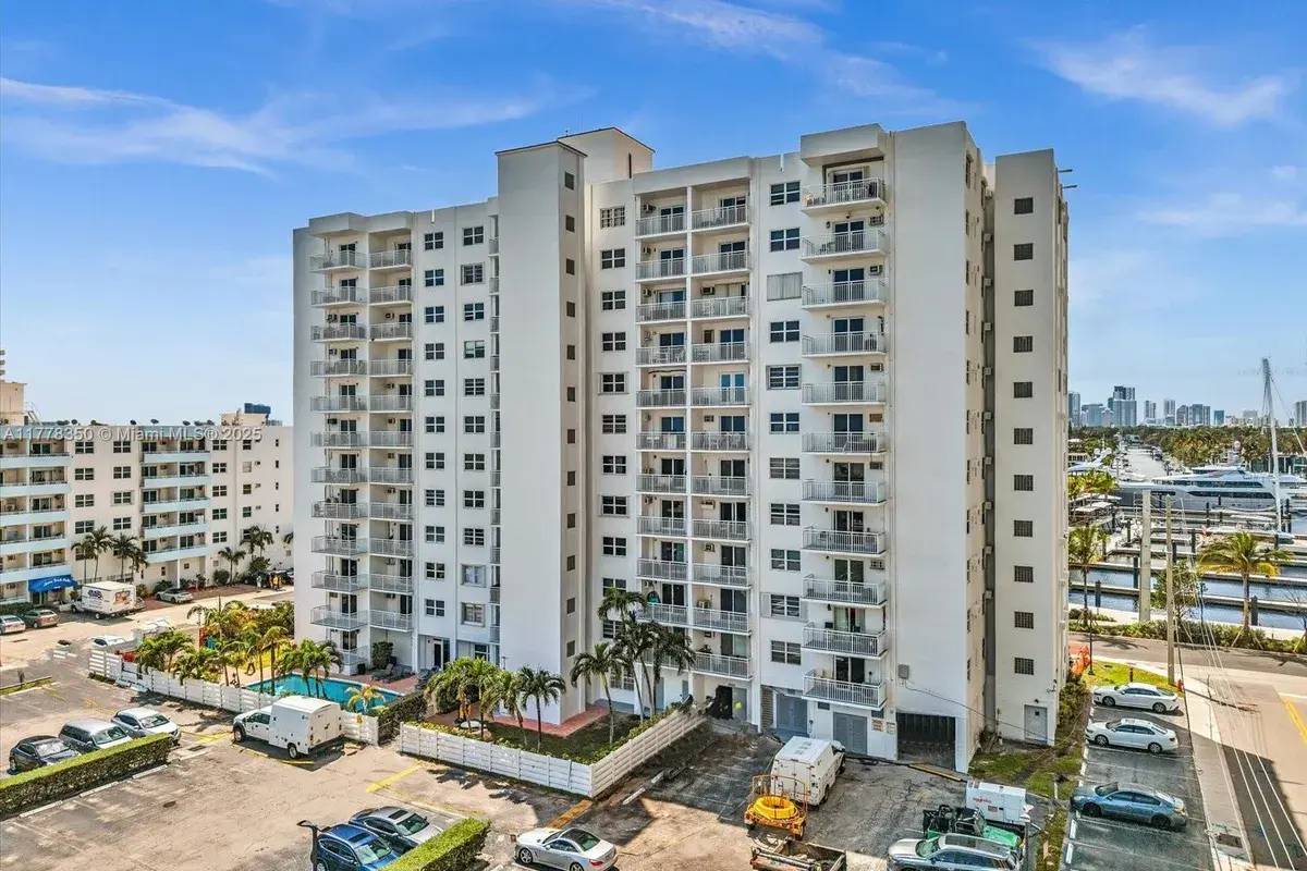 200 S Birch Rd # 801, Fort Lauderdale FL 33316