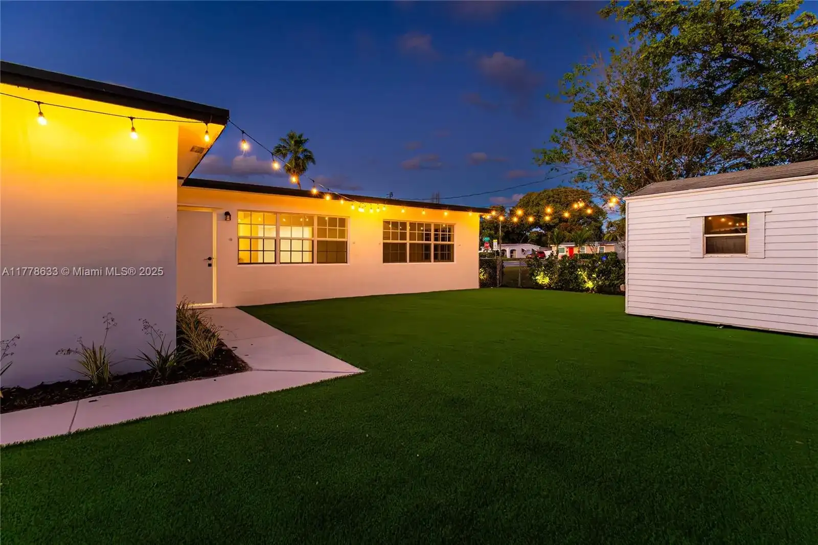 610 NW 15th Mnr, Pompano Beach FL 33060 photo 4