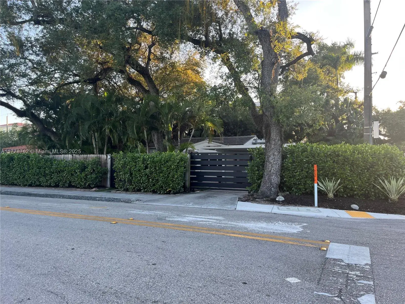 701 SW 9th Ave, Fort Lauderdale FL 33315