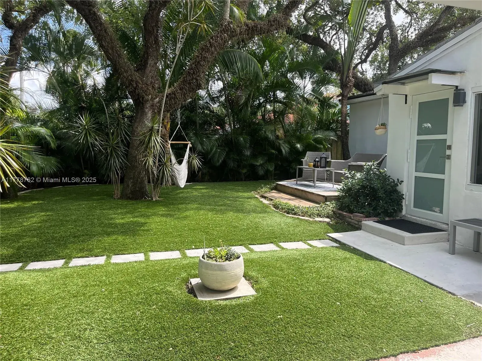 701 SW 9th Ave, Fort Lauderdale FL 33315