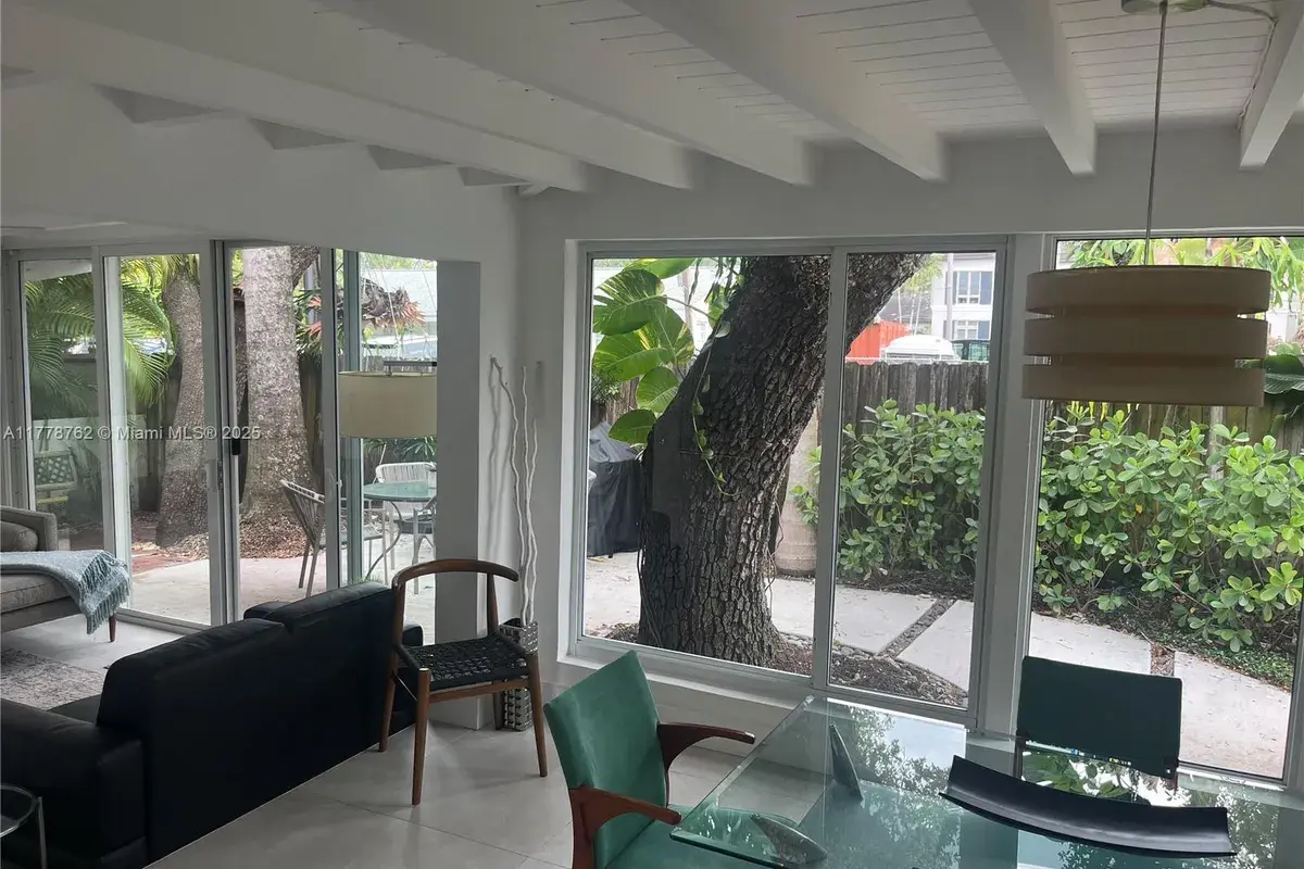 701 SW 9th Ave, Fort Lauderdale FL 33315