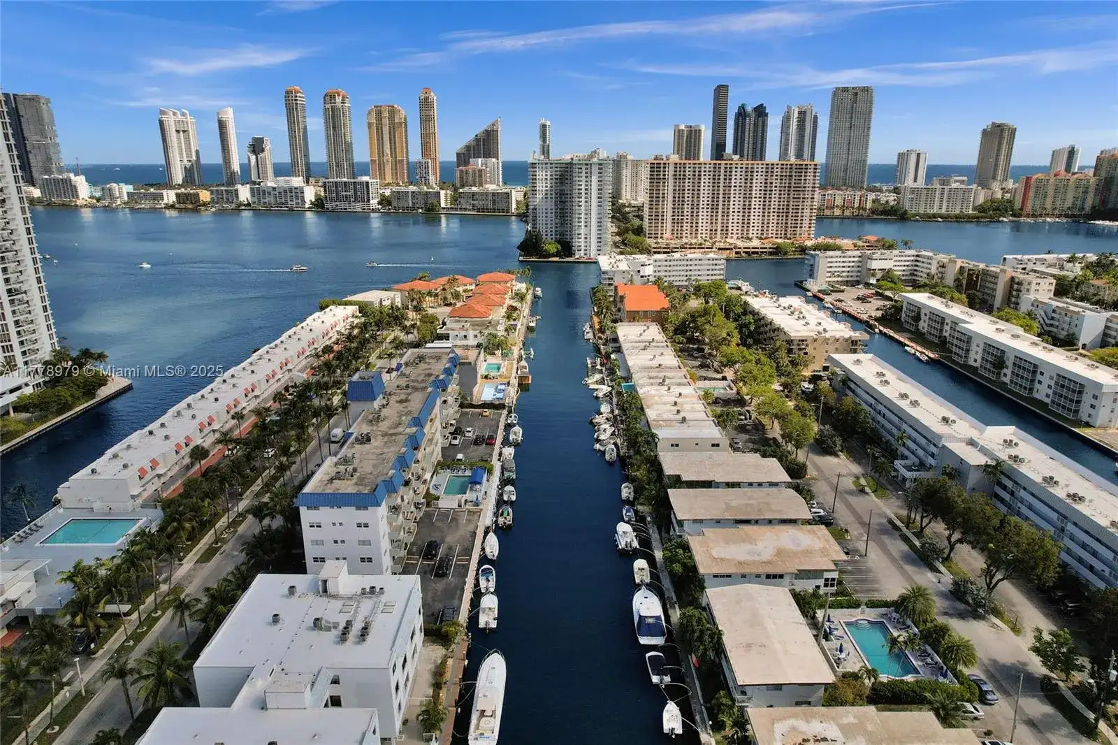 3770 NE 171st St # 403, North Miami Beach FL 33160 photo 3