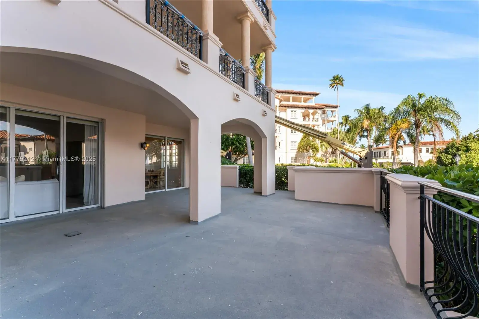 19112 Fisher Island Dr # 19112, Miami Beach FL 33109