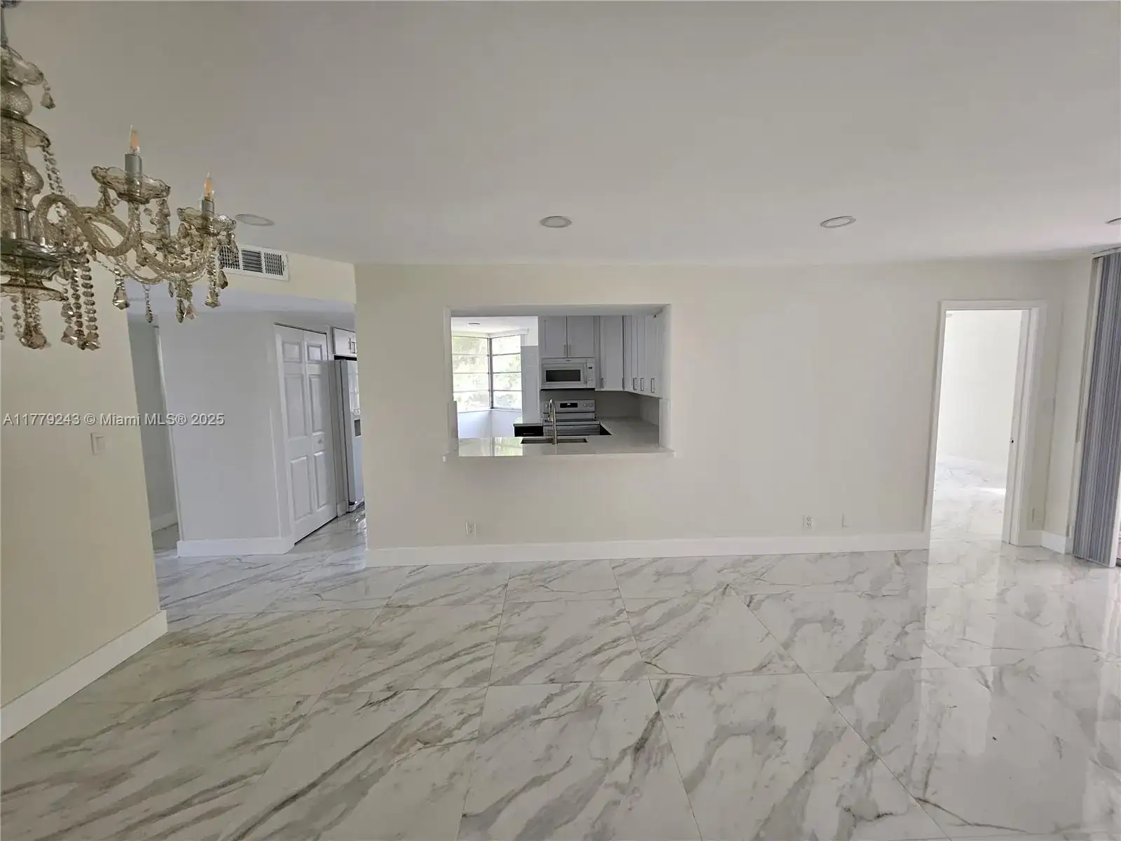 9510 Seagrape Dr # 201, Davie FL 33324 photo 2
