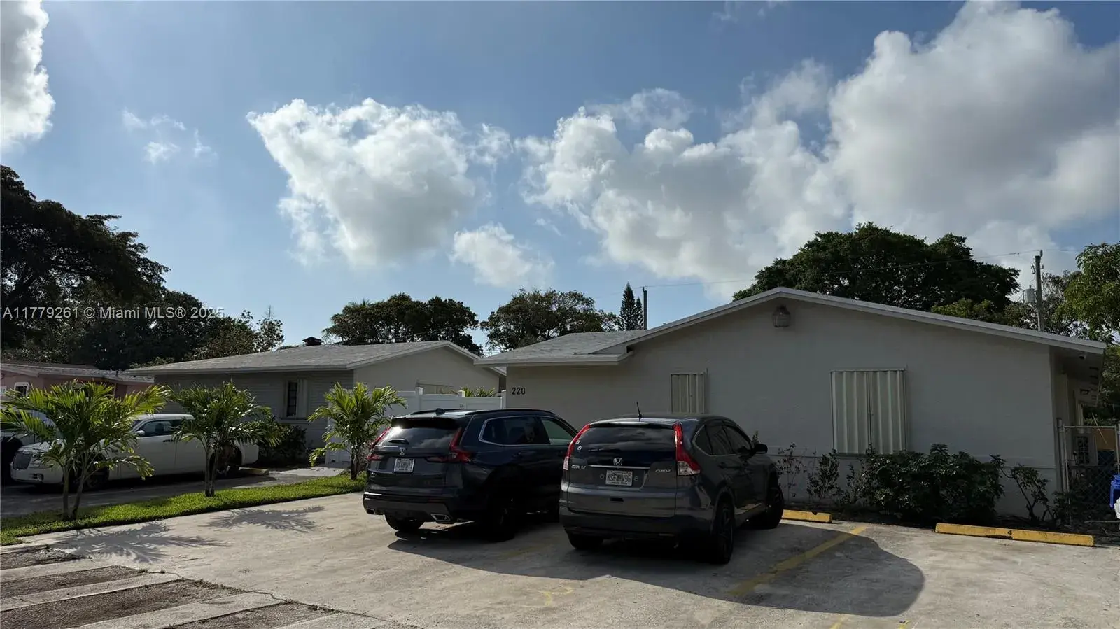216 NW 12th St, Pompano Beach FL 33060