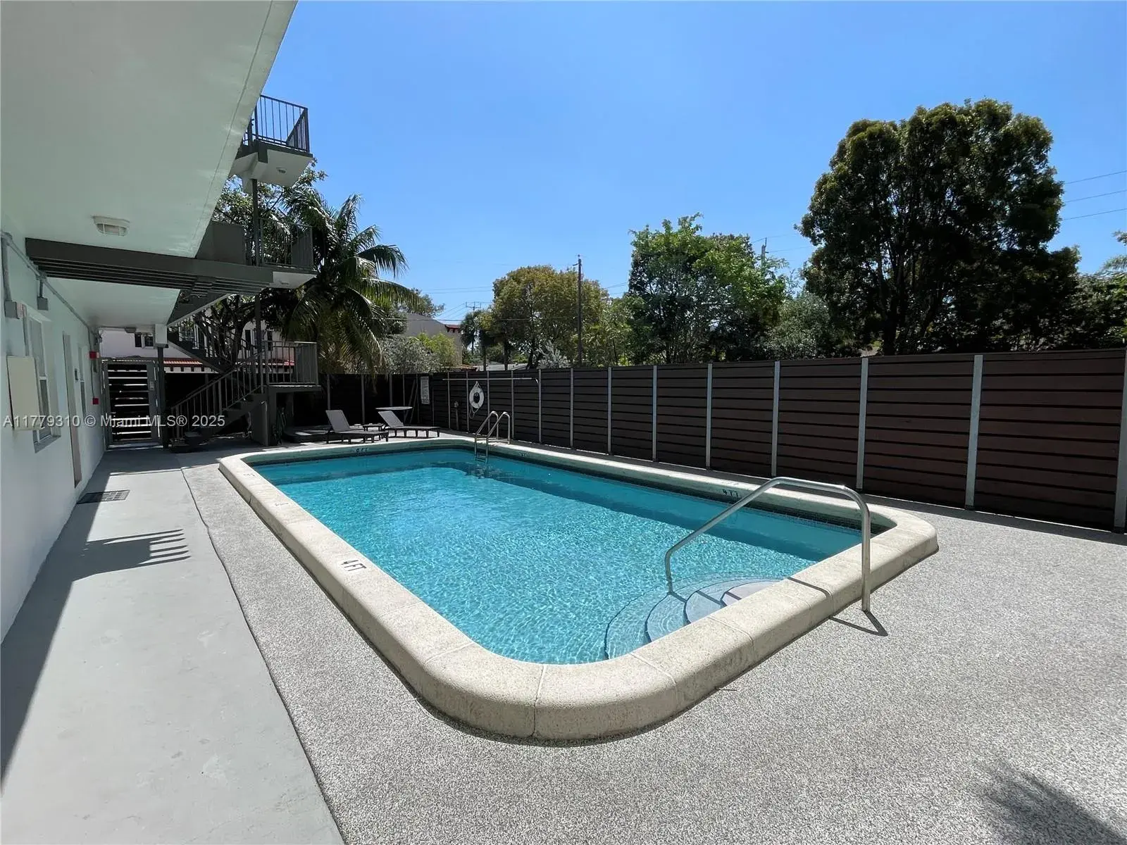 609 NE 13th Ave # 301, Fort Lauderdale FL 33304