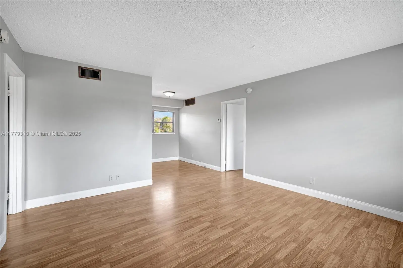 609 NE 13th Ave # 301, Fort Lauderdale FL 33304