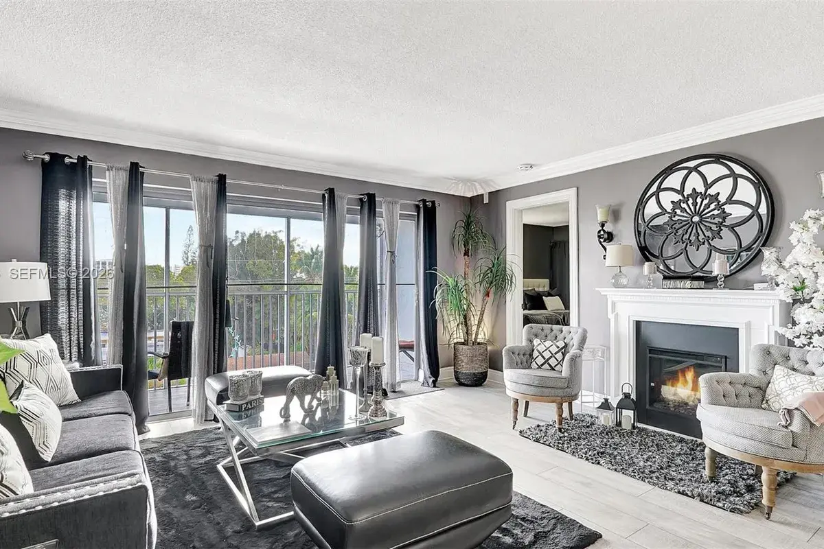 329 SE 3rd St # 405S, Hallandale Beach FL 33009